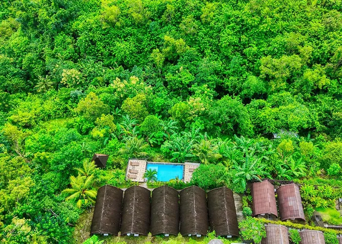 Innala Retreat Nusa Penida ゲストハウス 3*